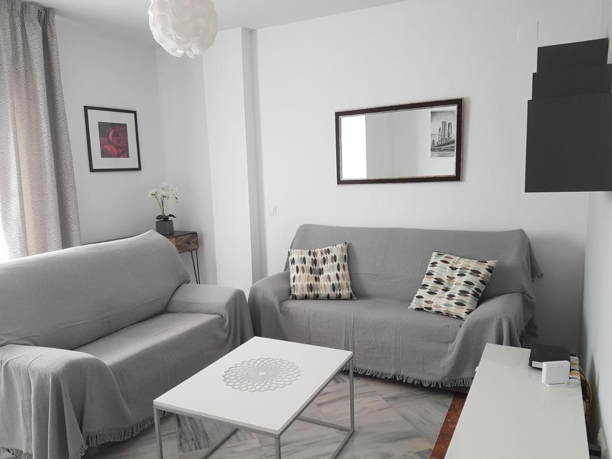 Apartamentos Seneca Junto Al Centro Málaga Eksteriør billede