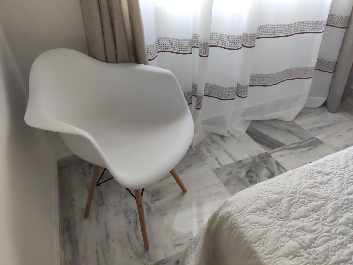 Apartamentos Seneca Junto Al Centro Málaga Eksteriør billede